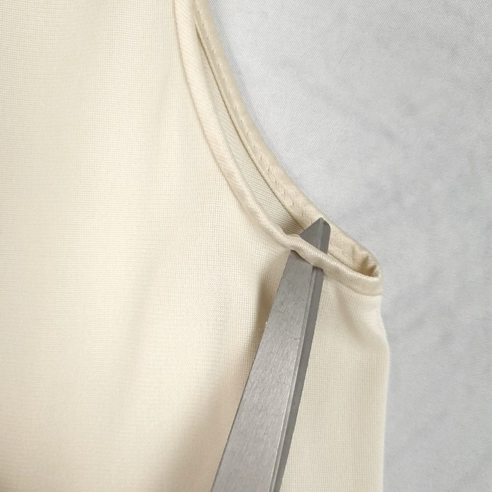 Vintage Vanity Fair Nightgown Womens Small Cream Nylon Maxi Gown Keyhole Neck